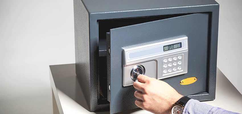 Jewelry Safe Unlocking Service in Cerritos, California